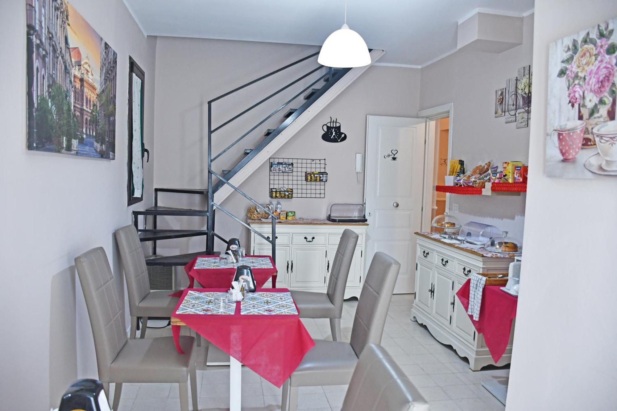 B&B Romeo Luxury Rooms CTA Exteriör bild