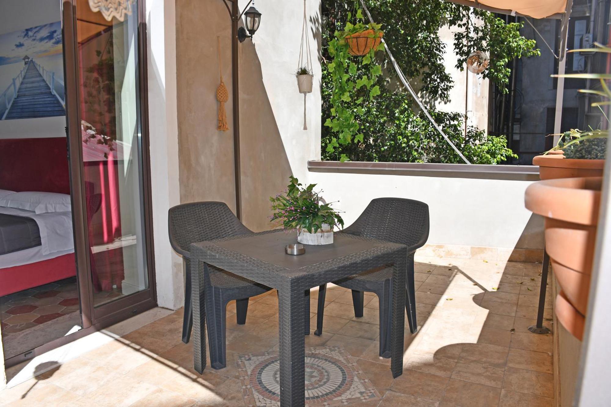 B&B Romeo Luxury Rooms CTA Exteriör bild
